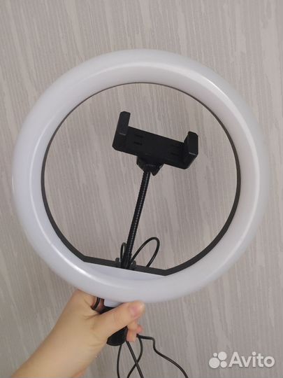 Кольцевая светодиодная лампа цветная