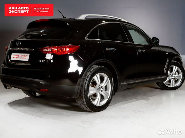 Infiniti FX37 3.7 AT, 2011, 221 897 км
