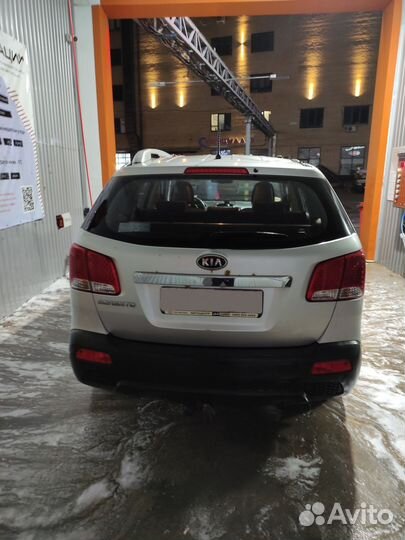 Kia Sorento 2.4 AT, 2012, 109 129 км