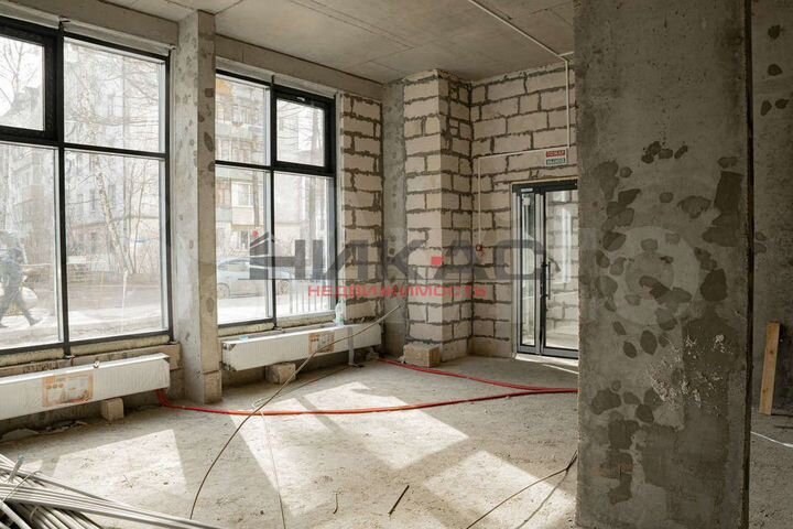 Сдам торговое помещение, 95.7 м²