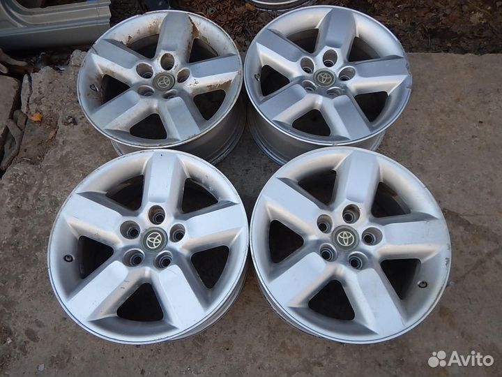 Комплект дисков литых R16 5*114,3 j7,0 ET35 DIA60