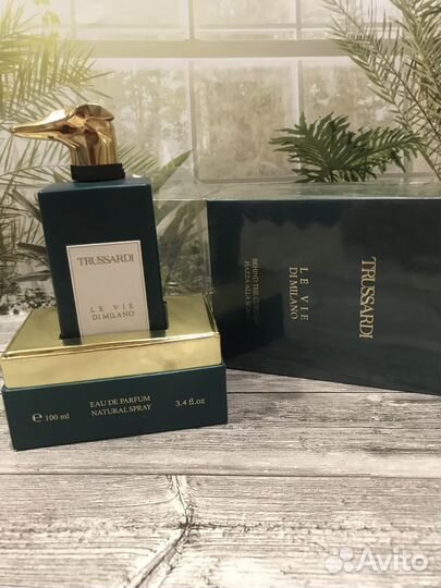 Trussardi le vie di milano Musk Noir perfume
