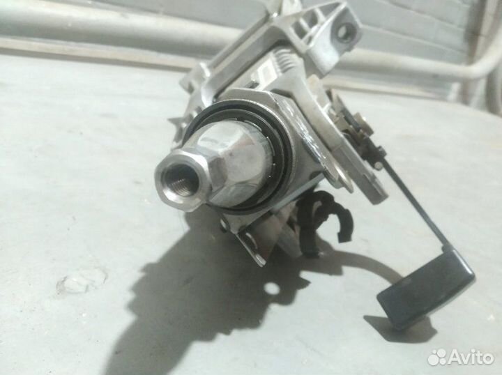 Рулевая колонка Ford Focus 2 седан 1.8 2006