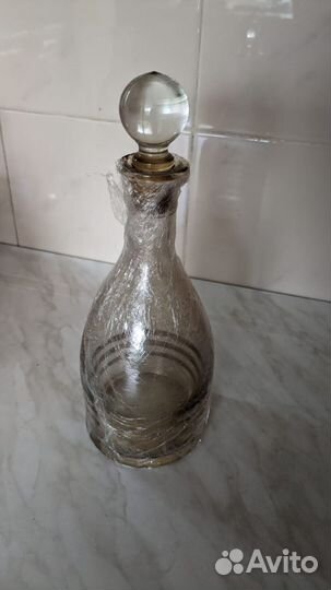 Графин хрустальный и стеклянный