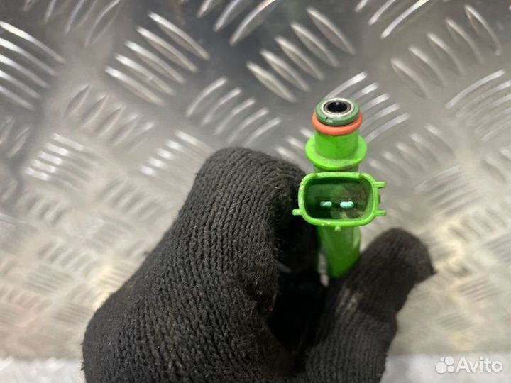 Форсунка топливная Toyota Rav4 2.5 2arfe 2015