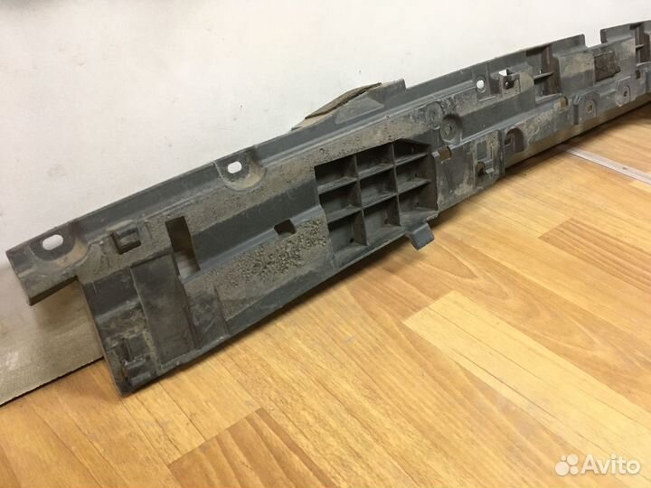 Кронштейн заднего бампера Lexus, Toyota LX 570 2007, Land Cruiser (200) 2008