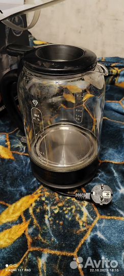 Чайник электрический polaris