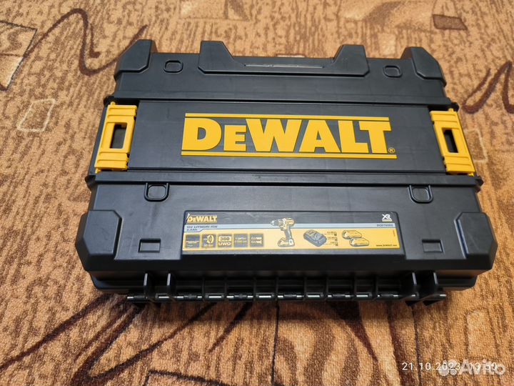 Кейс dewalt