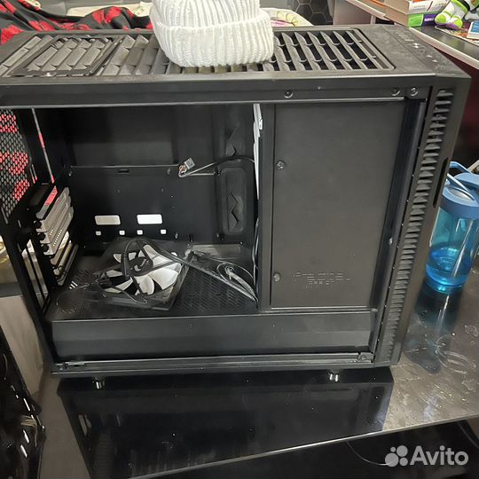 Серверный копрпус пк Fractal Design Define R6