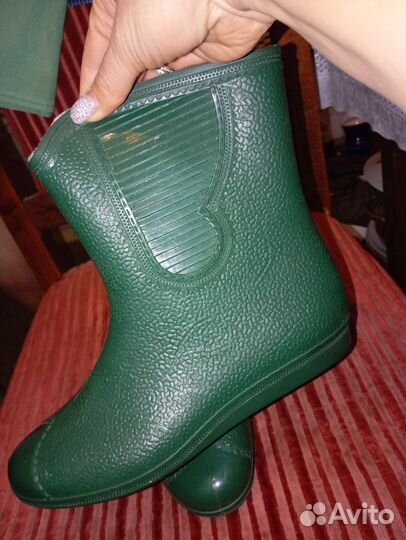 Сапоги резиновые женские 39 размера