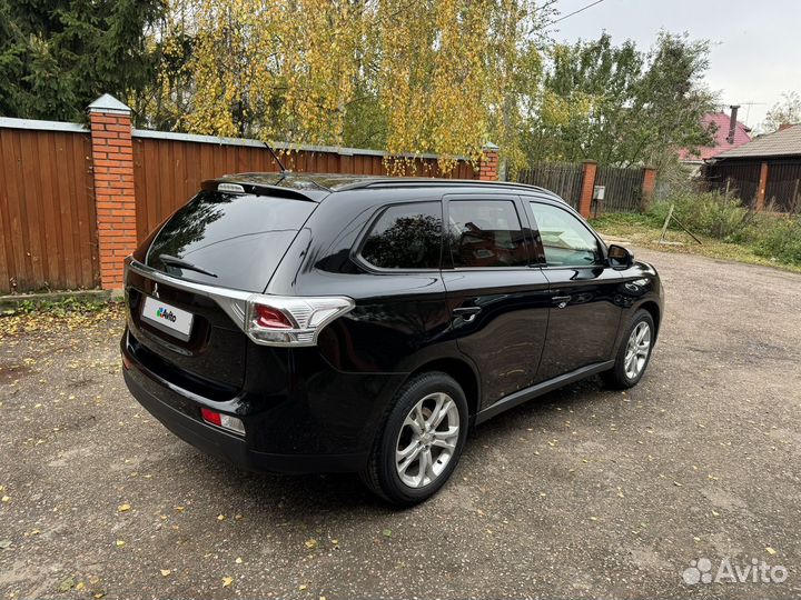 Mitsubishi Outlander 2.0 CVT, 2013, 135 000 км