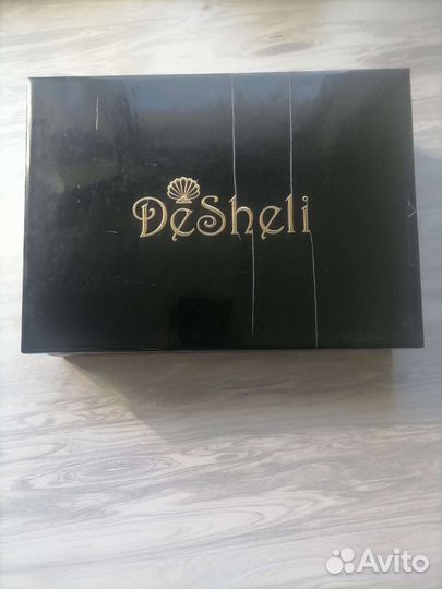 Gleartone. Аппарат для ухода за кожей