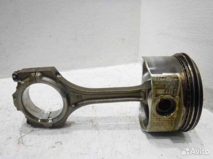 Поршень с шатуном Лексус