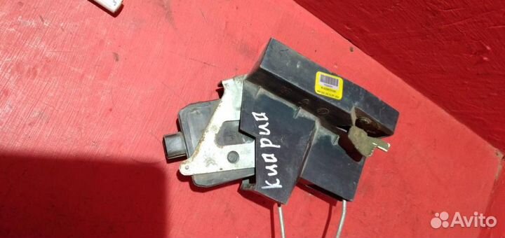 Замок двери задней правой Киа Рио 1