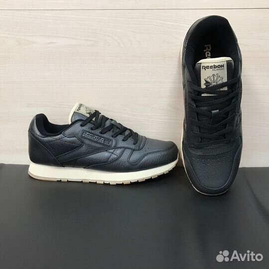 Кроссовки Reebok Classic мужские кожаные