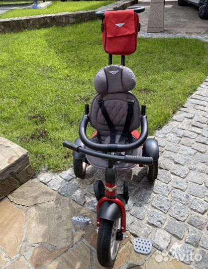 Трехколесный велосипед-коляска Bentley