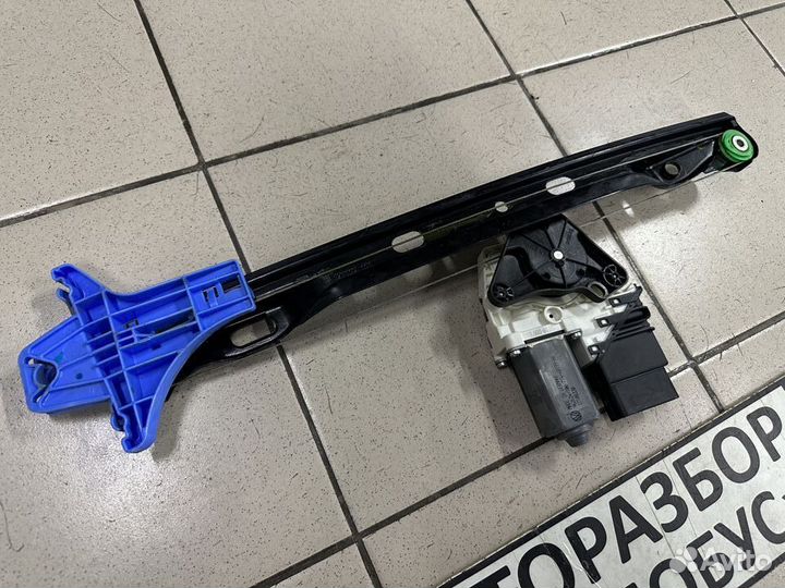 Стеклоподъемник задний левый Тигуан Tiguan