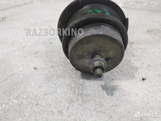 Подушка двигателя