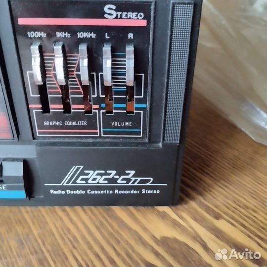 Проигрыватель, приёмник