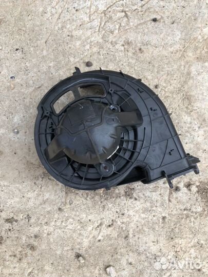 Корпус печки BMW X5 E70