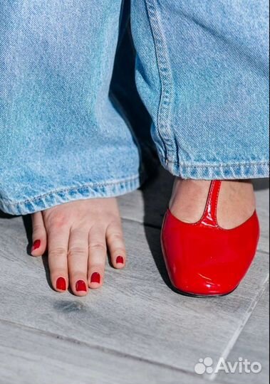 Мастер маникюра и педикюра