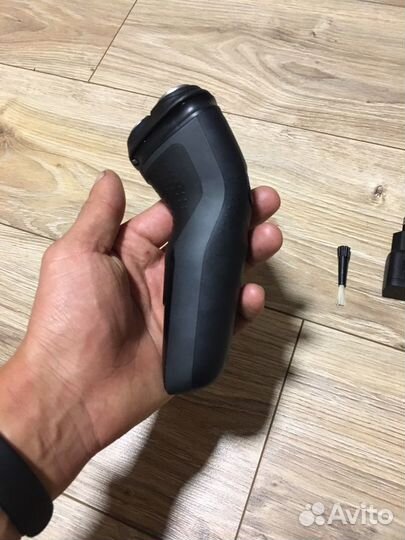 Philips series 1000