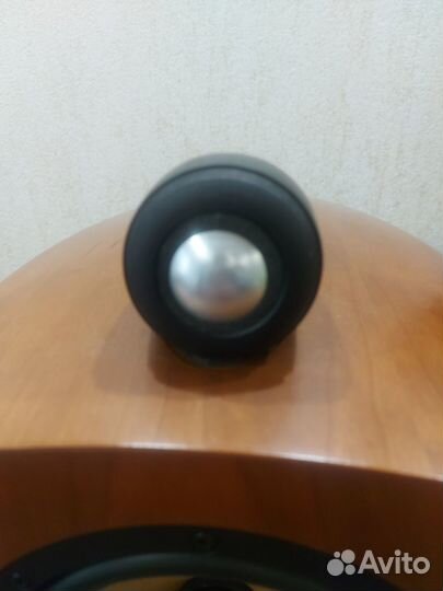 Продам акустику Bowers & Wilkins 805 Nautilus