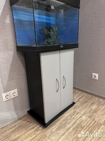 Аквариум с тумбой 60 литров