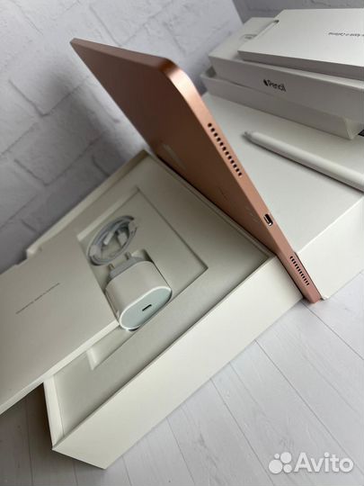 iPad Air 4 Gb 64 АКБ 94%