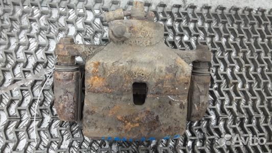 Суппорт тормозной передний правый KIA CEE'D 2 (JD)