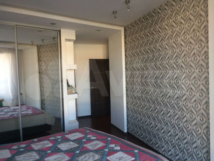 4-к. квартира, 103 м², 3/5 эт.