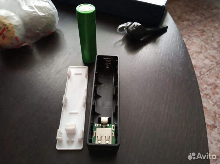 Зарядное устройство для 18650 и пауэрбэнк