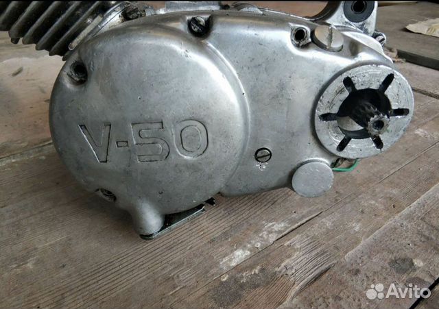 Двигатель V-50 и коммутатор