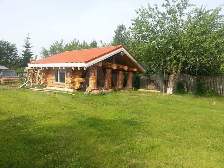 Дом 175 м² на участке 12 сот.