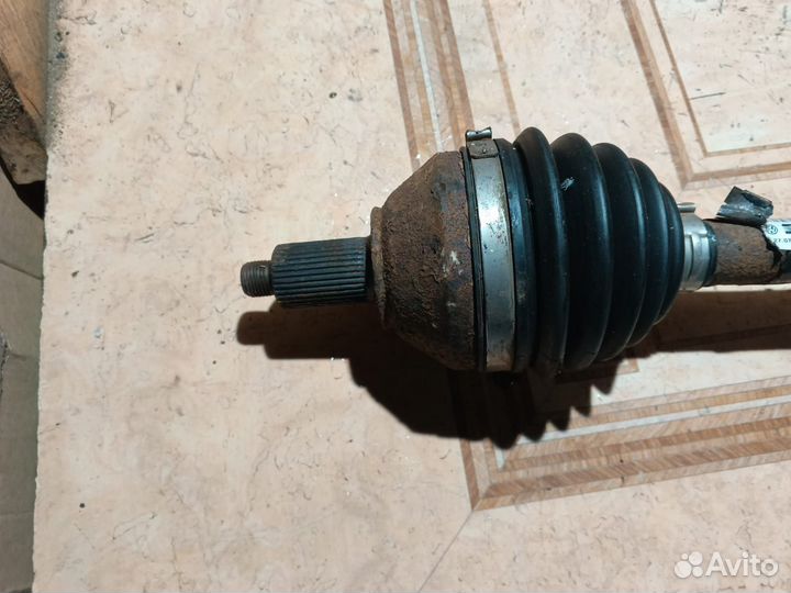 Левый привод Wolkswagen Polo