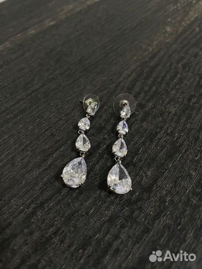 Серьги, колье, диадема