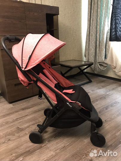 Прогулочная коляска hauck Swift