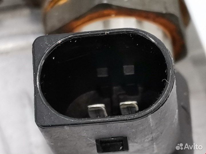 Форсунка дизельная электрическая для Seat Altea