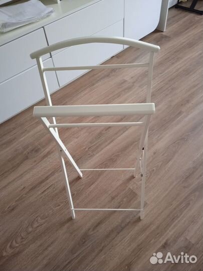 Вешалка металлическая белая детская