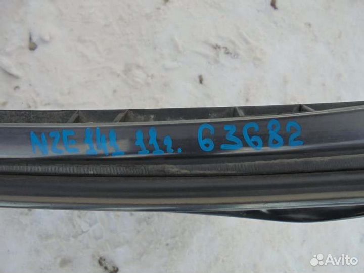 Решетка радиатора Toyota Corolla Fielder NZE141