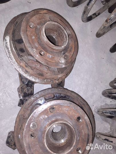 Задняя ступица на мерседес 447