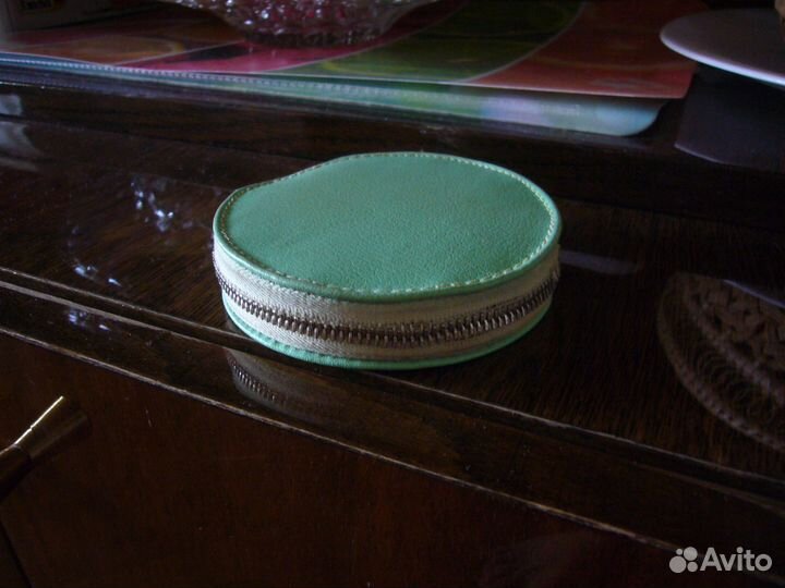 Пудренница винтаж