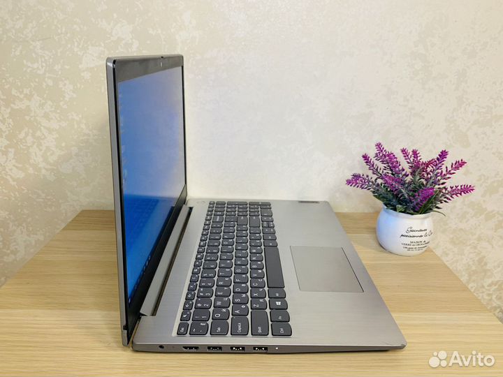 Мощный ноутбук (8 ядер/ 12 гб/ 21 год)
