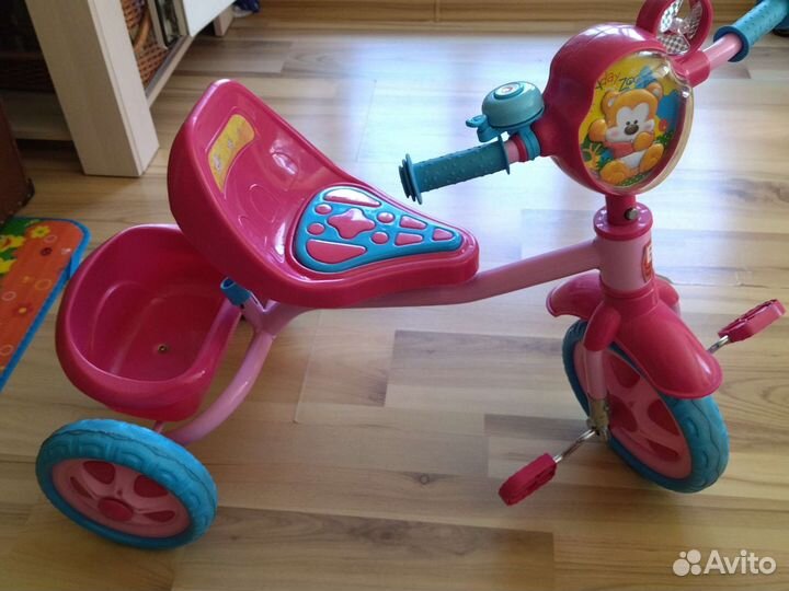 Детский трехколесный велосипед