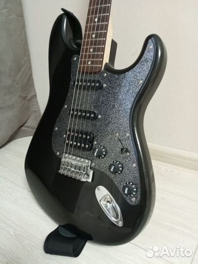 Электрогитара fender squier stratocaster