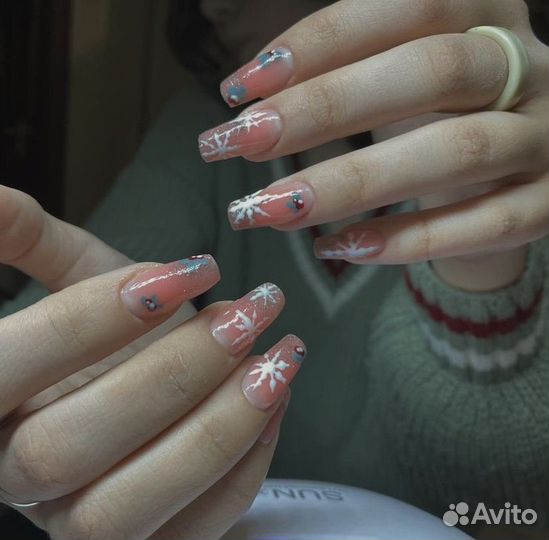 Мастер маникюра