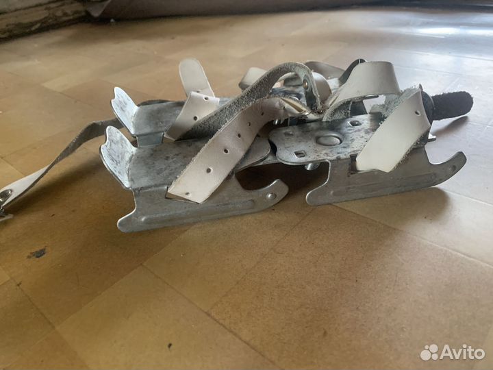 Коньки детские двухполозные 30