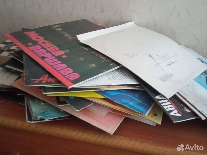Продам старые пластинки в наличии очень много