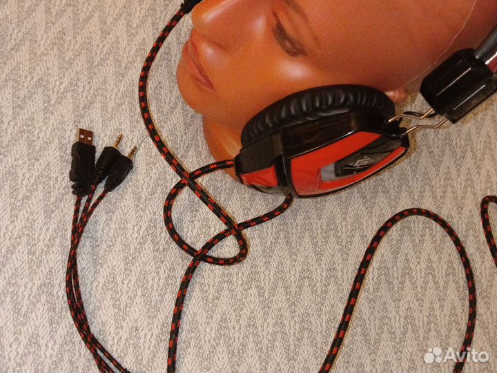 Игровые наушники с микрофоном