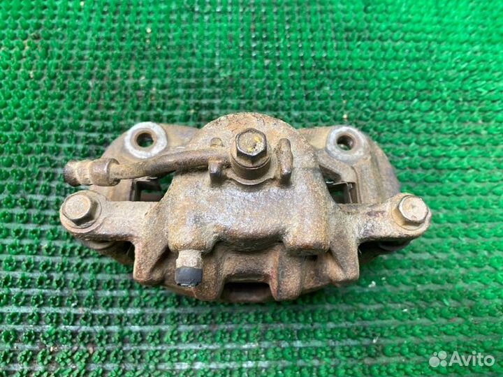 Суппорт передний правый Hyundai Solaris RB G8FC